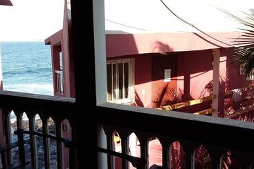 پانسیون Sunu Makane