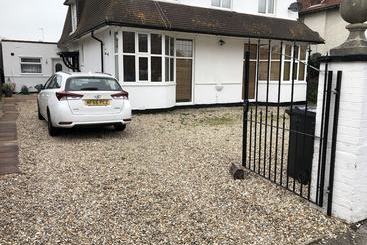 Pensione The Premium Margate