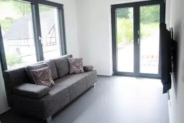 ツーリストアパートメント Bikehikesleep Apartments