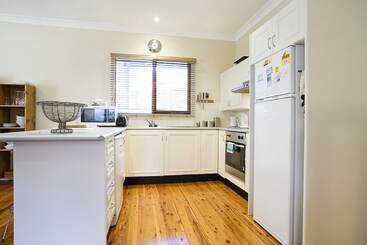 شقق خاصة سياحية Gumview Cottage