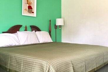 מוטל Travelers Inn Olney