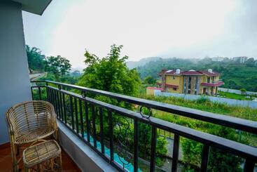 Resort Cottages @ Village