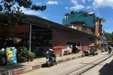 Hotelli Samed Your House