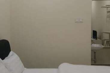 پانسیون Glg Klia Transit House