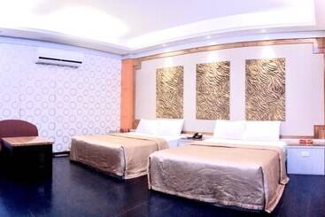 تختخواب و صبحانه Feng Qing Motel