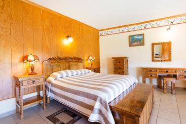 فندق Don Quijote