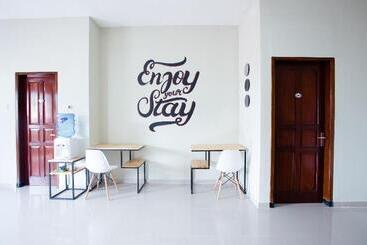 Ostello Safara Guesthouse Syariah