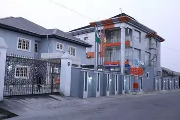 Hotel Aliz Ambruz