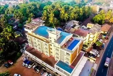Hotel Cosmique Clarks Inn Suites Goa