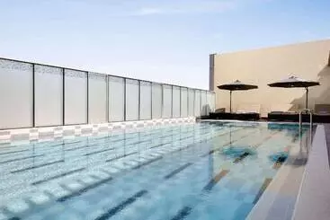 ホテル Ramada Encore By Wyndham Muscat Al Ghubra