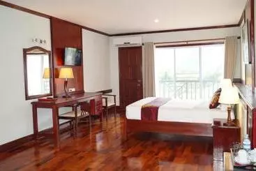 ホテル Vang Vieng Consiana