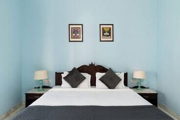 Отель Chandra Vilas Heritage Stay