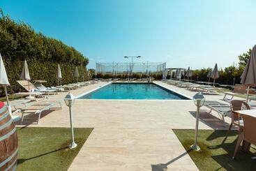 هتل Agriturismo Da Pudech