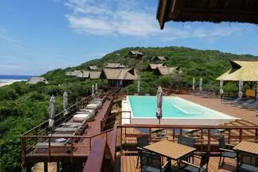 Montebelo Milibangalala Bay Resort