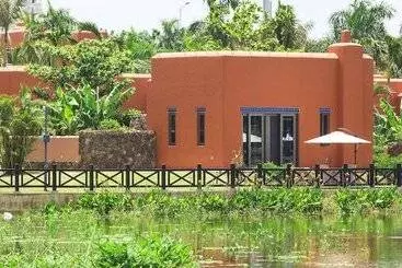 هتل Hainan Xikang Wellness & Resorts