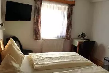 Alberg Garni Edelweiß