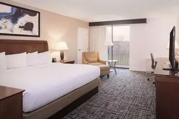 Doubletree By Hilton Hotel Syracuse