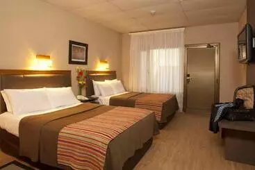 ホテル Land Express Neuquen