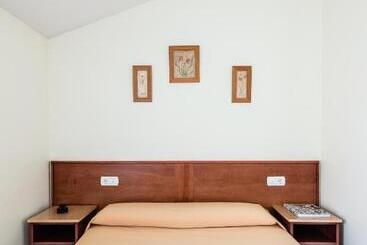 Hotel Ruta Del Duero