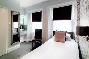 Отель Allerdale Court