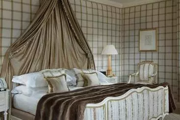 Отель The Chesterfield Mayfair