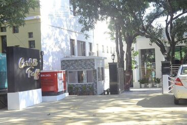 هتل Corbett Treff