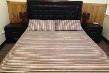 Aquarius Motel Belmont