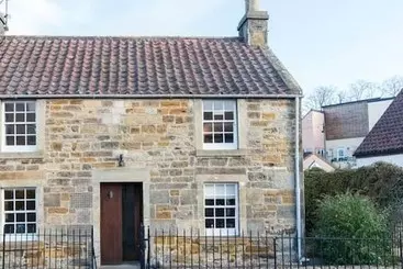 Quirky Cottage Heart Of St Andrews