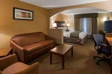 فندق Best Western Plus Airport Inn & Suites