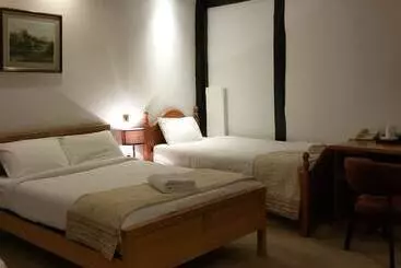 The George Hotel Pangbourne