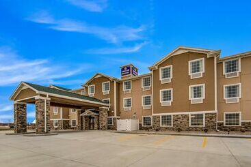 Cobblestone Hotel & Suites   Cozad