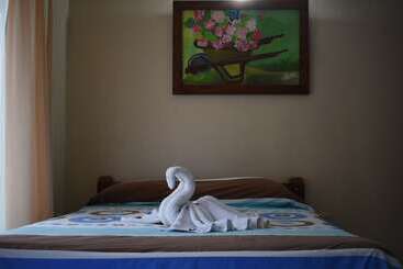 Отель Cabinas Bachelor