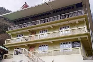 Hotell Rufina Lachung De Crown