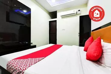 Szálloda Oyo 71393 Radhika & Restaurant