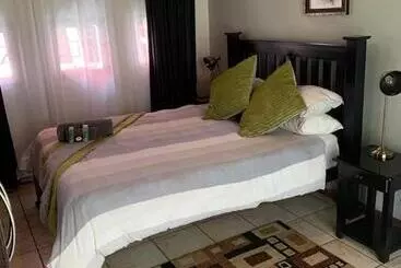 Pensió Camelthorn Guesthouse