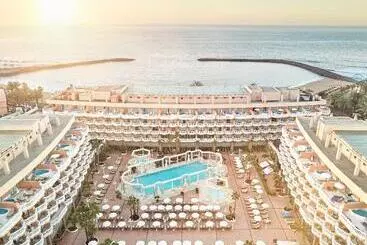 ホテル Cleopatra Palace