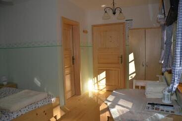 Hotel Farmhouse štiftar