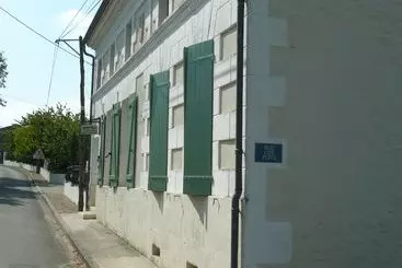 Bed and Breakfast Maison Blanc