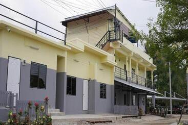 Pensão Oyo Ban Thassanee