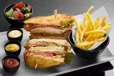 בית מלון כפרי Intercontinental Sofia, An Ihg