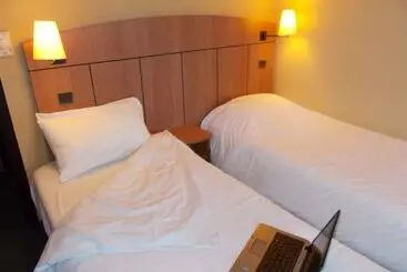 Hotel Kyriad Tarbes Odos