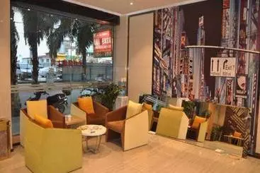 Iu Hotel Xishuangbanna Manting Park