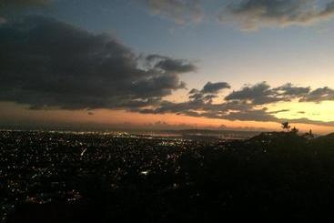 Pansiyon Hill Retreat   Kingston