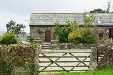 Quinta ou Casa Rural Charming Barn Conversion With Wood Burner Near Looe