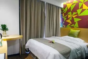 ホテル Vatica Xuzhou High Speed Railway Station