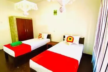 Bed and Breakfast Kanchan Beach Front Villa