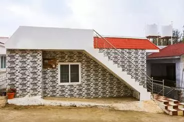 Hotel Oyo 71761 Ms Residency