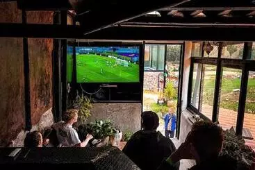 Auberge Wolf Totem Steam Punk Guesthouse