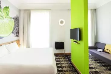 هتل Ibis Styles Napoli Garibaldi