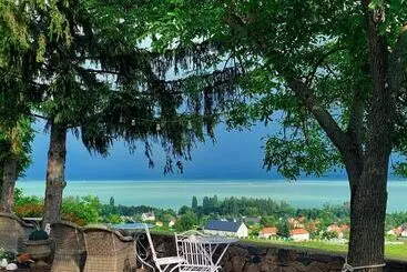 ペンション Maison Bagatell Badacsony